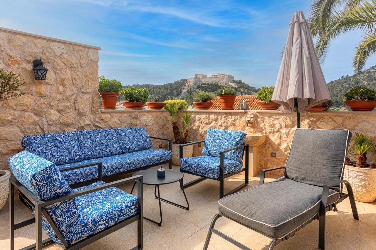 Villa Capitis In The Center Hvar Town Bagian luar foto